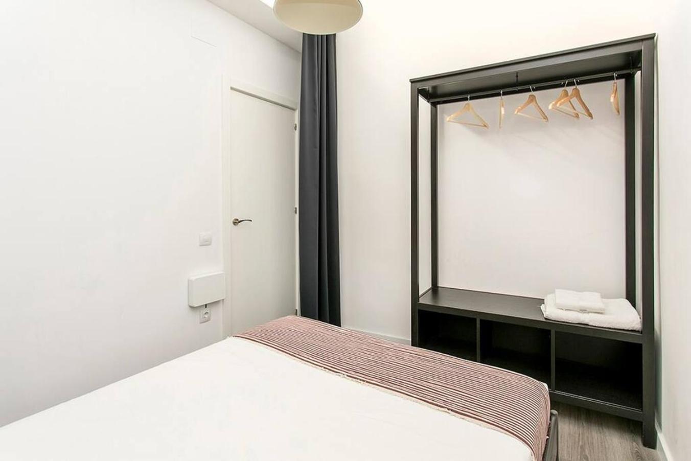Cozy&New With Terrace Apartamento L'Hospitalet de Llobregat Exterior foto