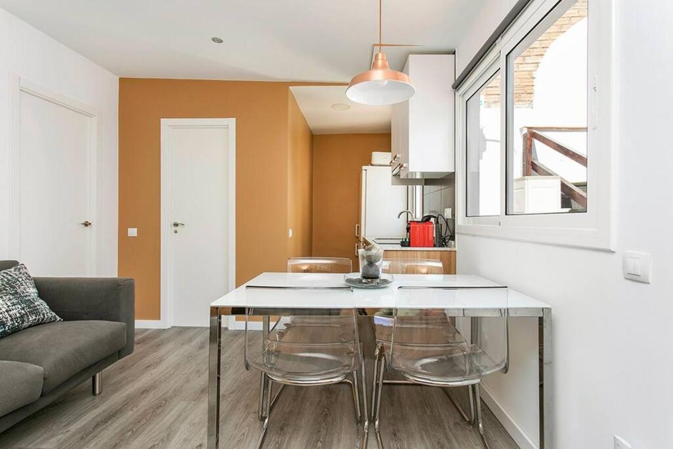 Cozy&New With Terrace Apartamento L'Hospitalet de Llobregat Exterior foto