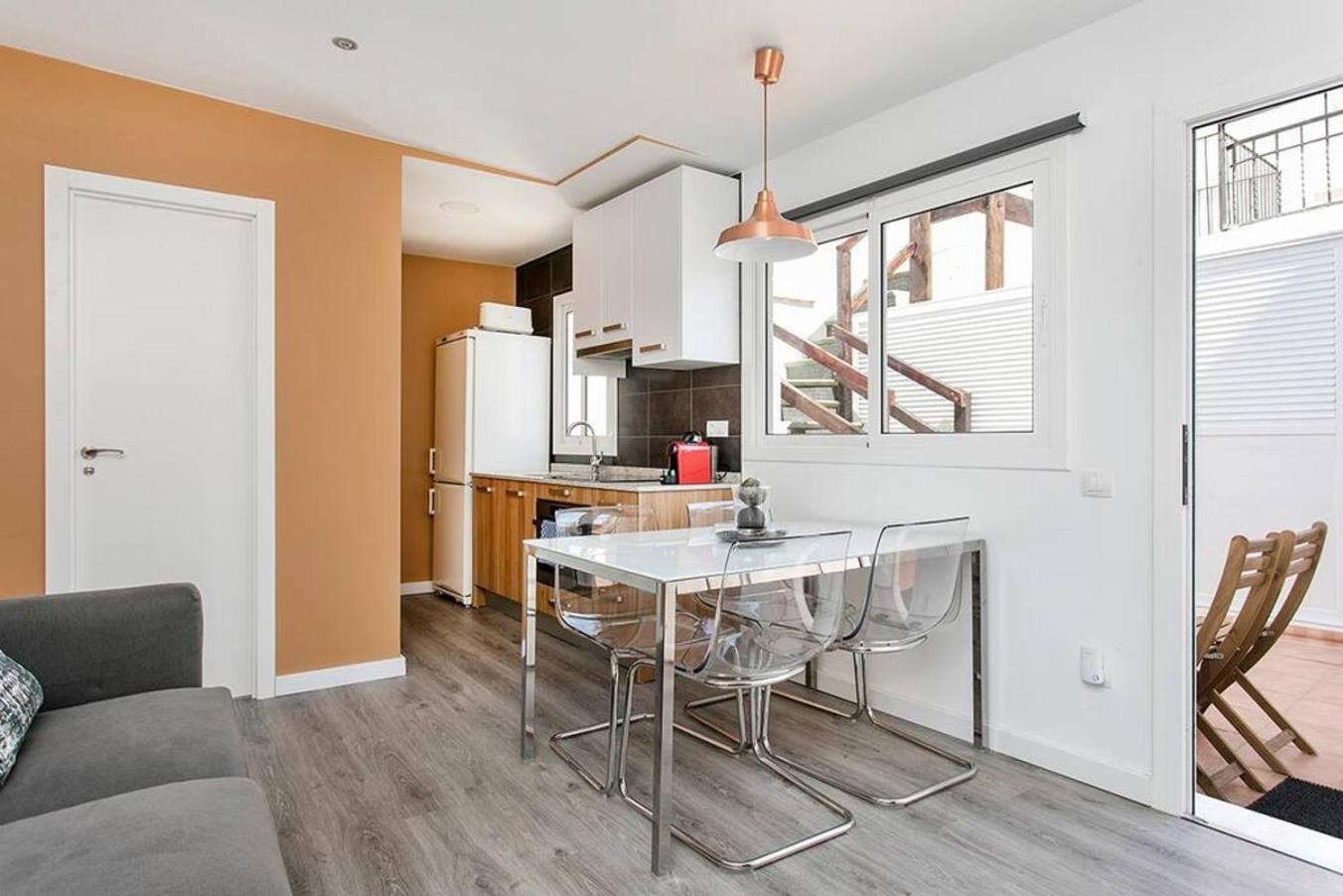 Cozy&New With Terrace Apartamento L'Hospitalet de Llobregat Exterior foto